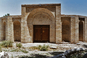 Mosque in Khosroabad